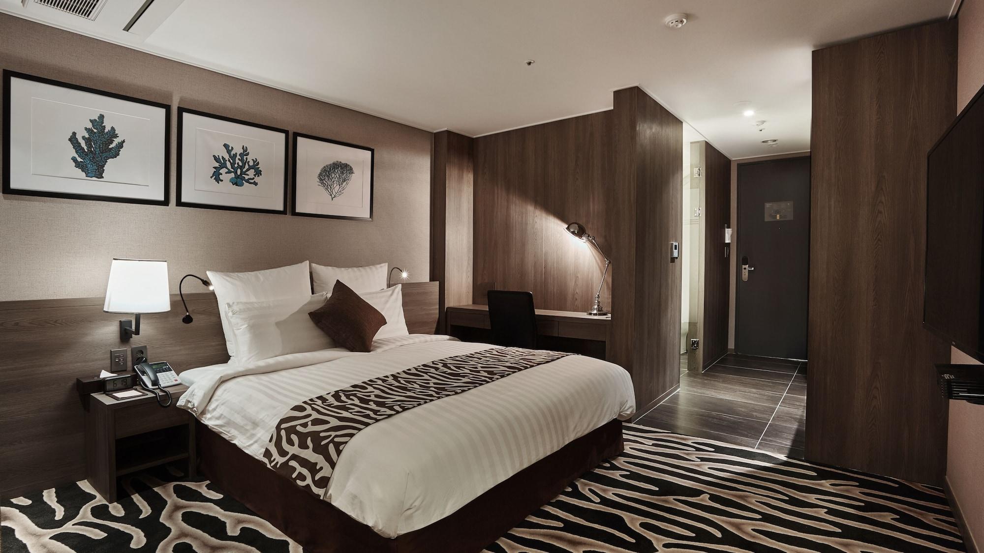 Kent Hotel Gwangalli By Kensington Busan Buitenkant foto