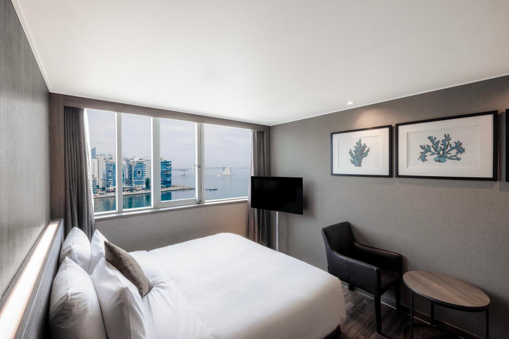 Kent Hotel Gwangalli By Kensington Busan Buitenkant foto